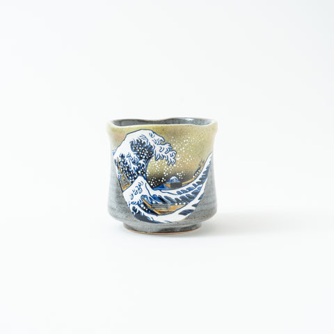 Bizan Kiln Hokusai Wave  Kutani Teacup