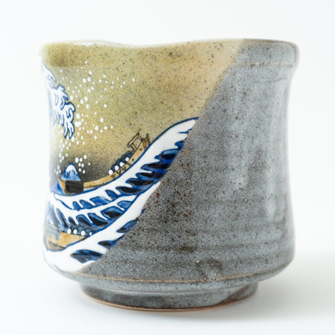 Bizan Kiln Hokusai Wave  Kutani Teacup