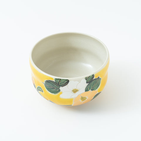 Bizan Kiln Yoshidaya Camellia  Kutani Matcha Bowl