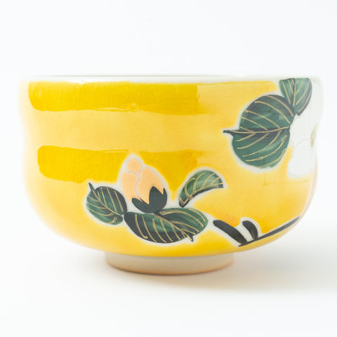 Bizan Kiln Yoshidaya Camellia  Kutani Matcha Bowl