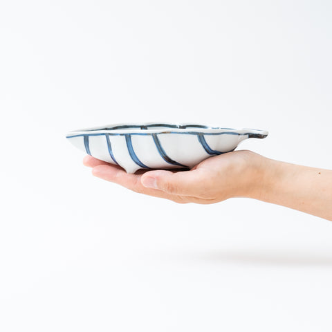 Leaf-Shaped Underglaze Blue Kutani Side Plate