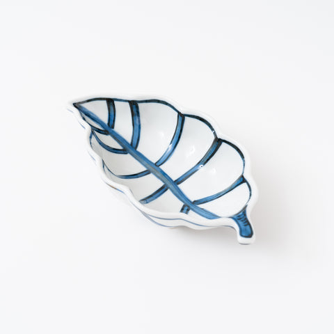 Leaf-Shaped Underglaze Blue Kutani Side Plate