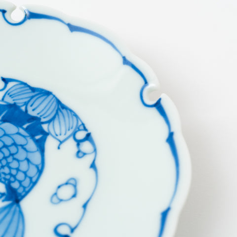 Snow Ring  and Fish Pattern  Arita Side Plate Set