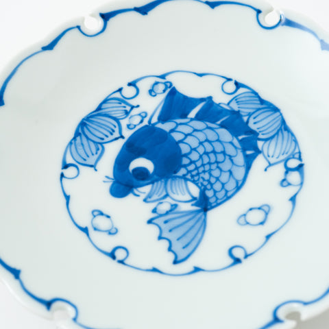 Snow Ring  and Fish Pattern  Arita Side Plate Set