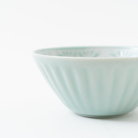 Hemp Leaf Pattern Blue Arita Serving Bowl