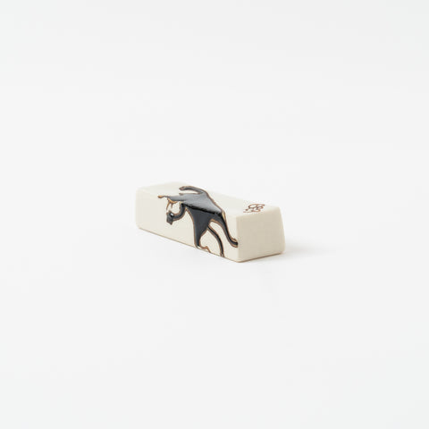 Hanging Cat Arita Rectangle Chopstick Rest