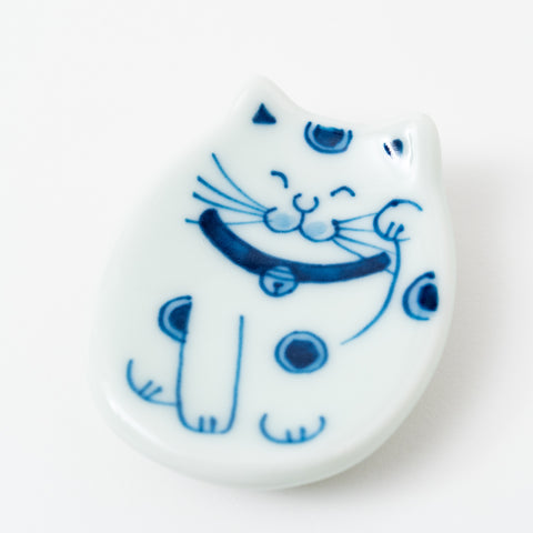 Hand-drawn Cat Arita Chopstick Rest