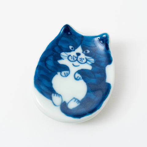 Hand-drawn Cat Arita Chopstick Rest