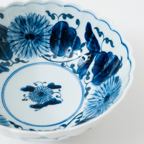 Underglaze Blue Chrysanthemum Arabesque  Arita Serving Bowl Set