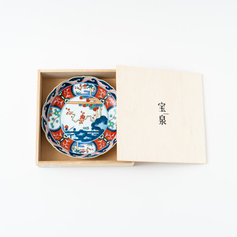 Old Imari-Style "Pine, Bamboo and Plum" Hasami Main Plate