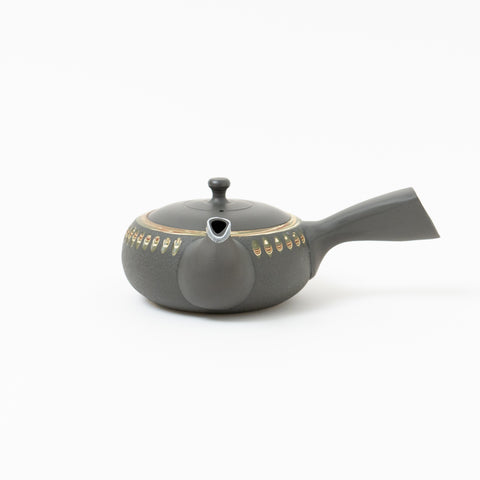 Flat Round Cut Swirl Pattern Tokoname Teapot