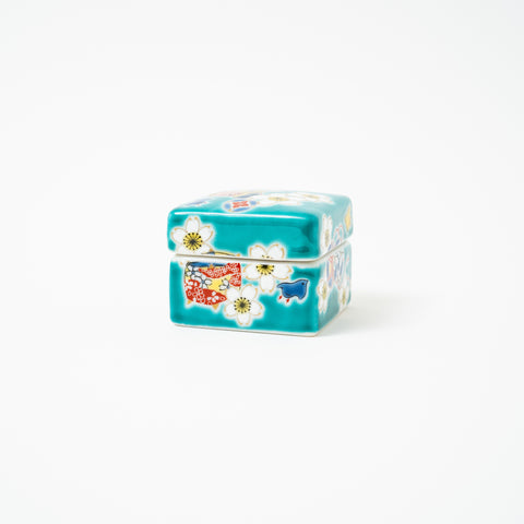 Seikou Kiln Cherry Blossom Kutani Accessory Case