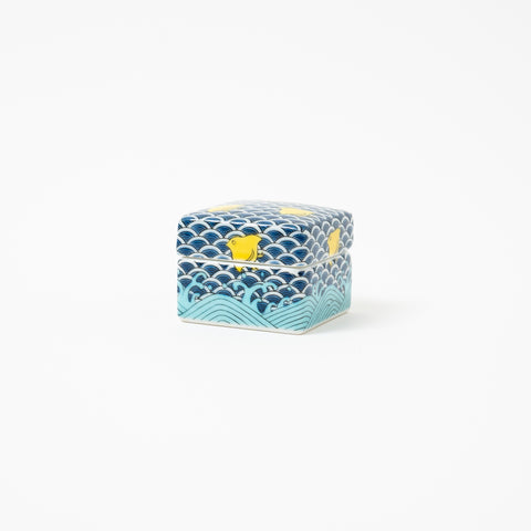 Seikou Kiln Blue Wave and Bird Pattern Kutani Accessory Case