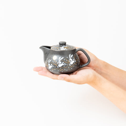 Moon Rabbits Kutani Teapot