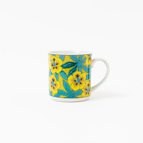 Seikou Kiln Flowers Kutani Mug Cup