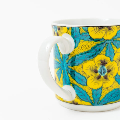 Seikou Kiln Flowers Kutani Mug Cup