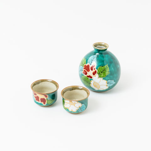 Bizsan Kiln  Green Sasanqua Camellia Kutani Sake Set