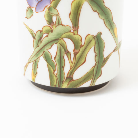 Seiju Kiln Flower of December Kutani Teacup